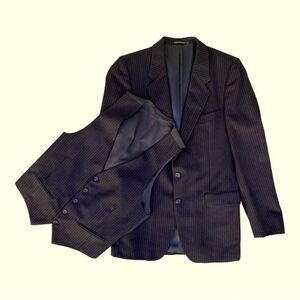 🕶 Yves Saint Laurent Wool Pinstripe Blazer + Vest Set Sz‎ 53R |